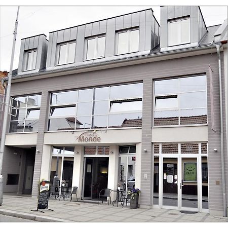 Hotel Monde Uherský Brod 외부 사진