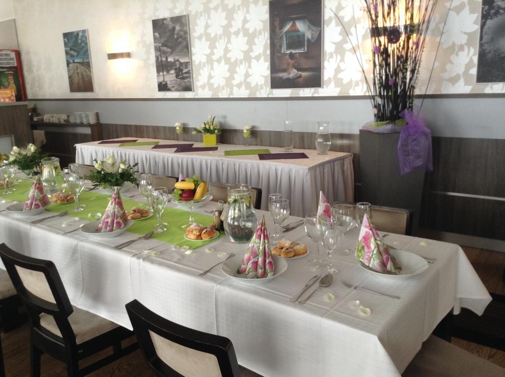 Hotel Monde Uherský Brod 외부 사진